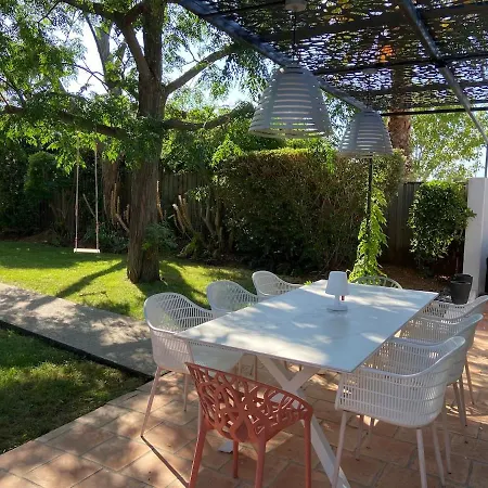 Superbe De Plain Pied Avec Piscine Et Jardin فيلة بيرول