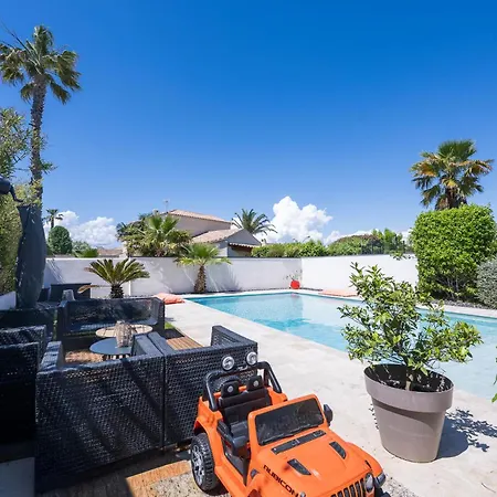 빌라 Superbe De Plain Pied Avec Piscine Et Jardin 페홀