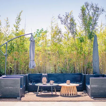 Superbe De Plain Pied Avec Piscine Et Jardin * 페홀